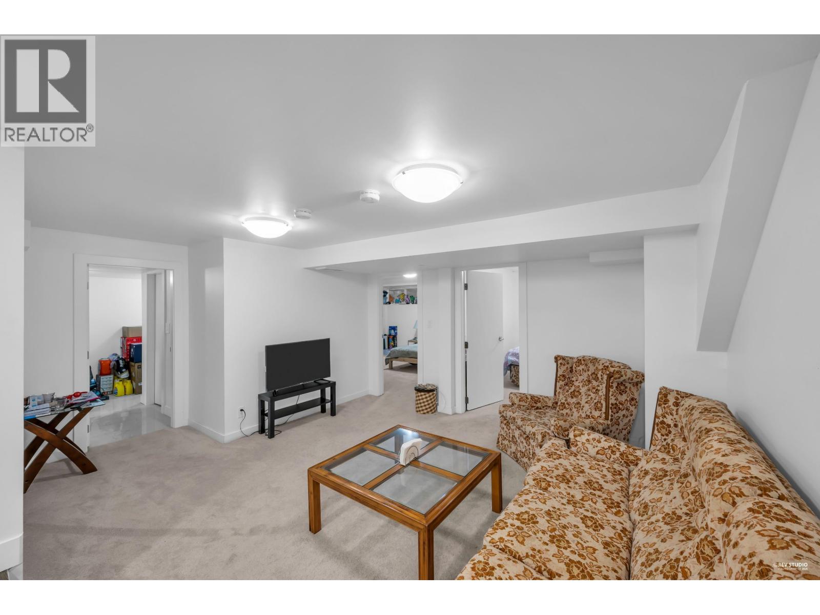 1249 DORAN ROAD, North Vancouver