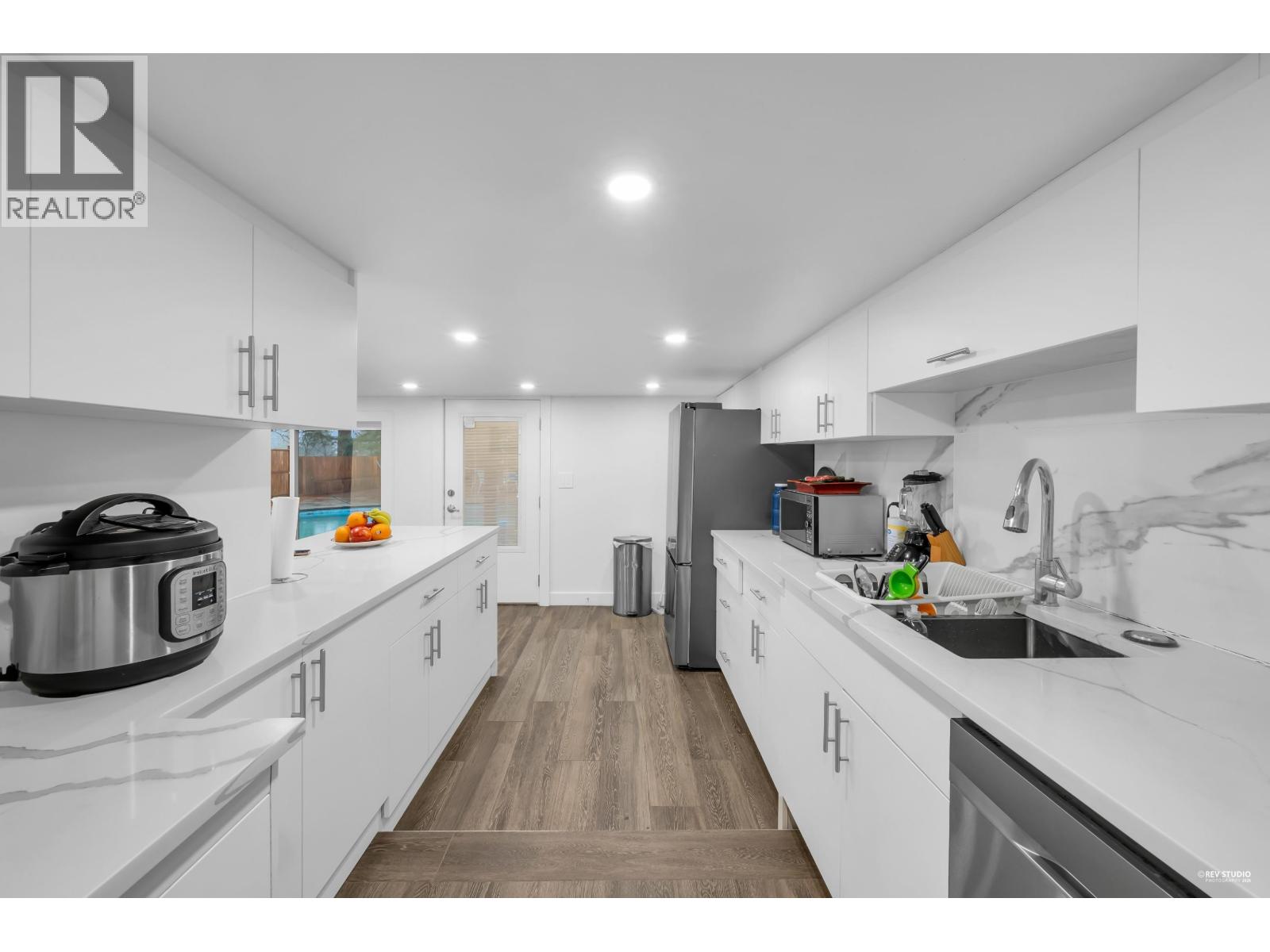 1249 DORAN ROAD, North Vancouver