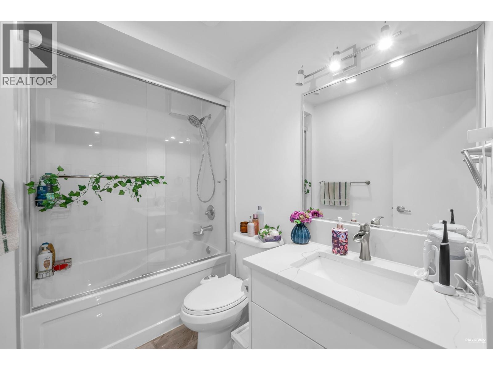 1249 DORAN ROAD, North Vancouver