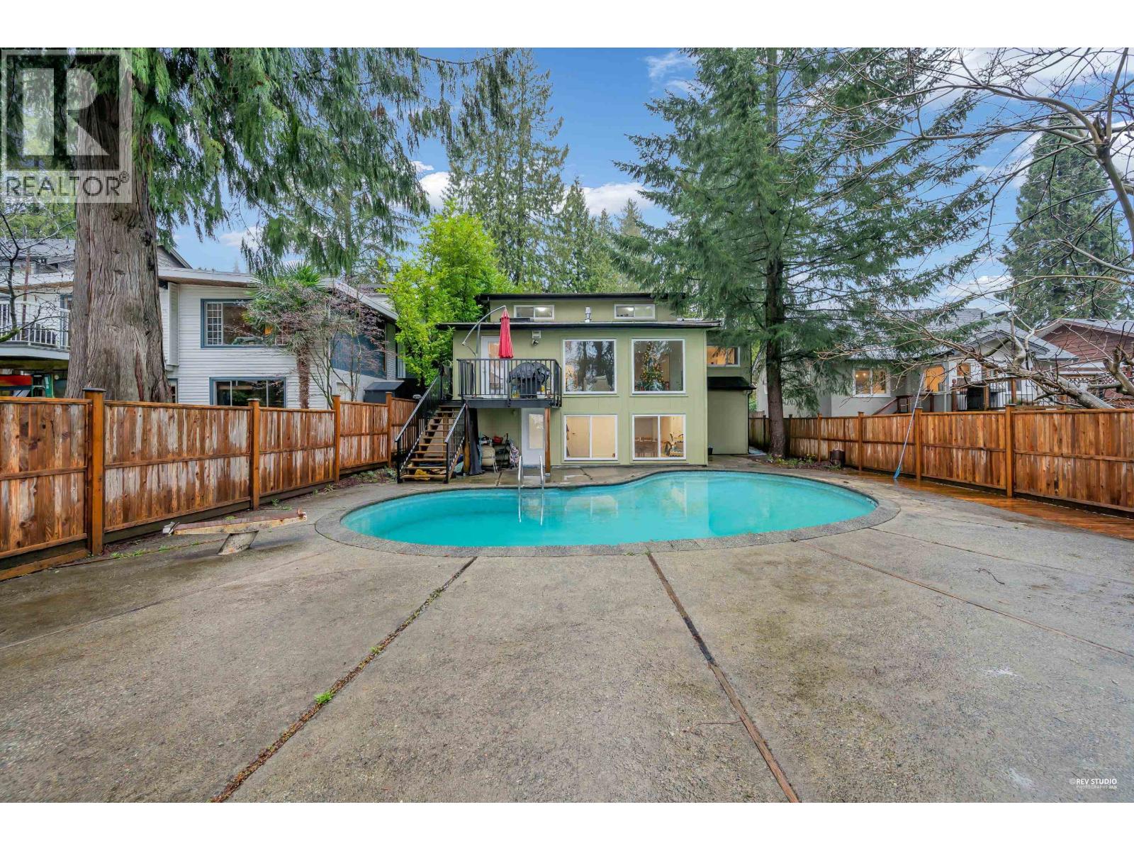 1249 DORAN ROAD, North Vancouver