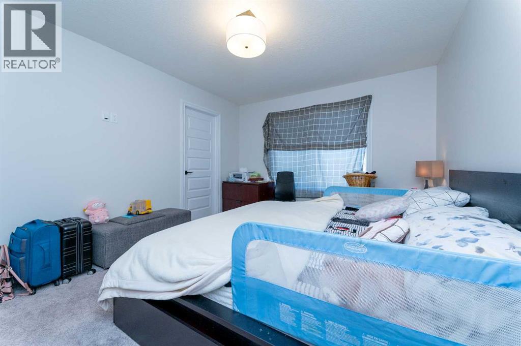 Single Family House 3 Level for Sale in  Homestead Circle NE Homestead Calgary 