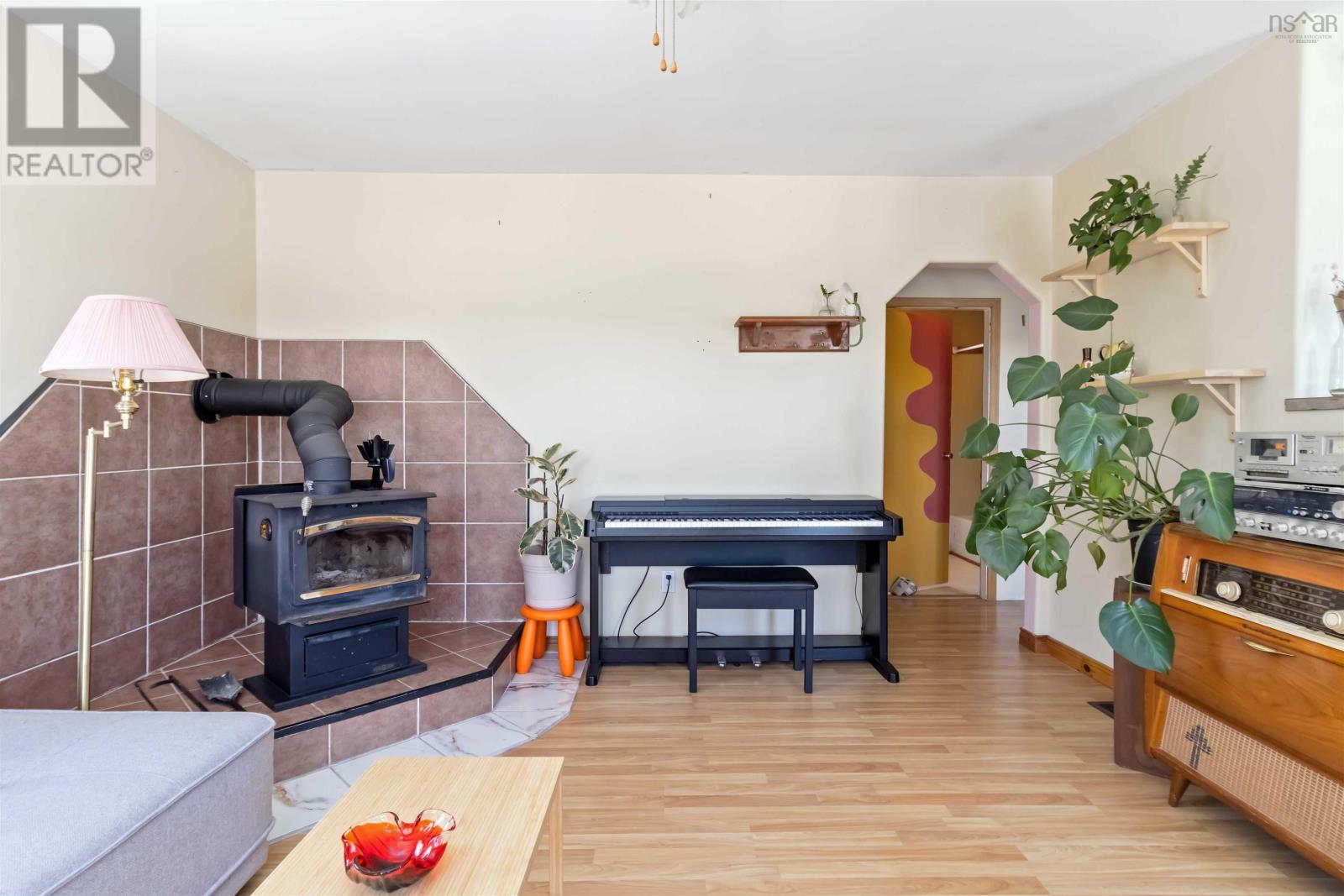 Property 20 of 35 of 982 West Ship Harbour Road