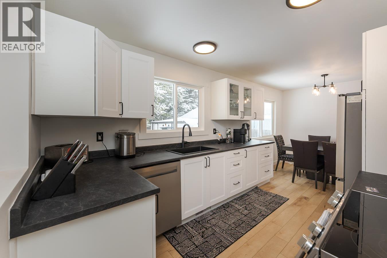 7759 OSGOODE DRIVE - 5