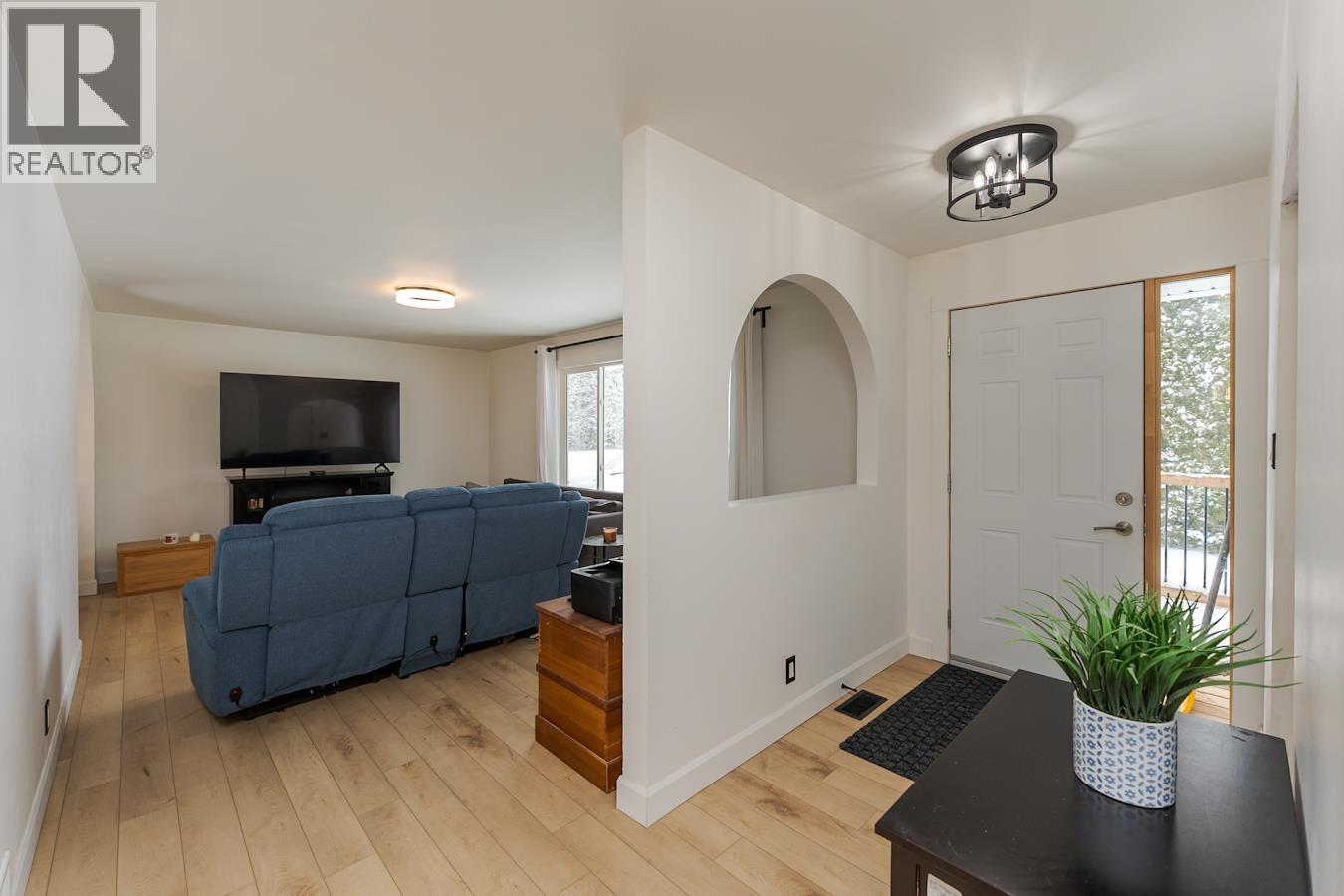 7759 OSGOODE DRIVE - 12