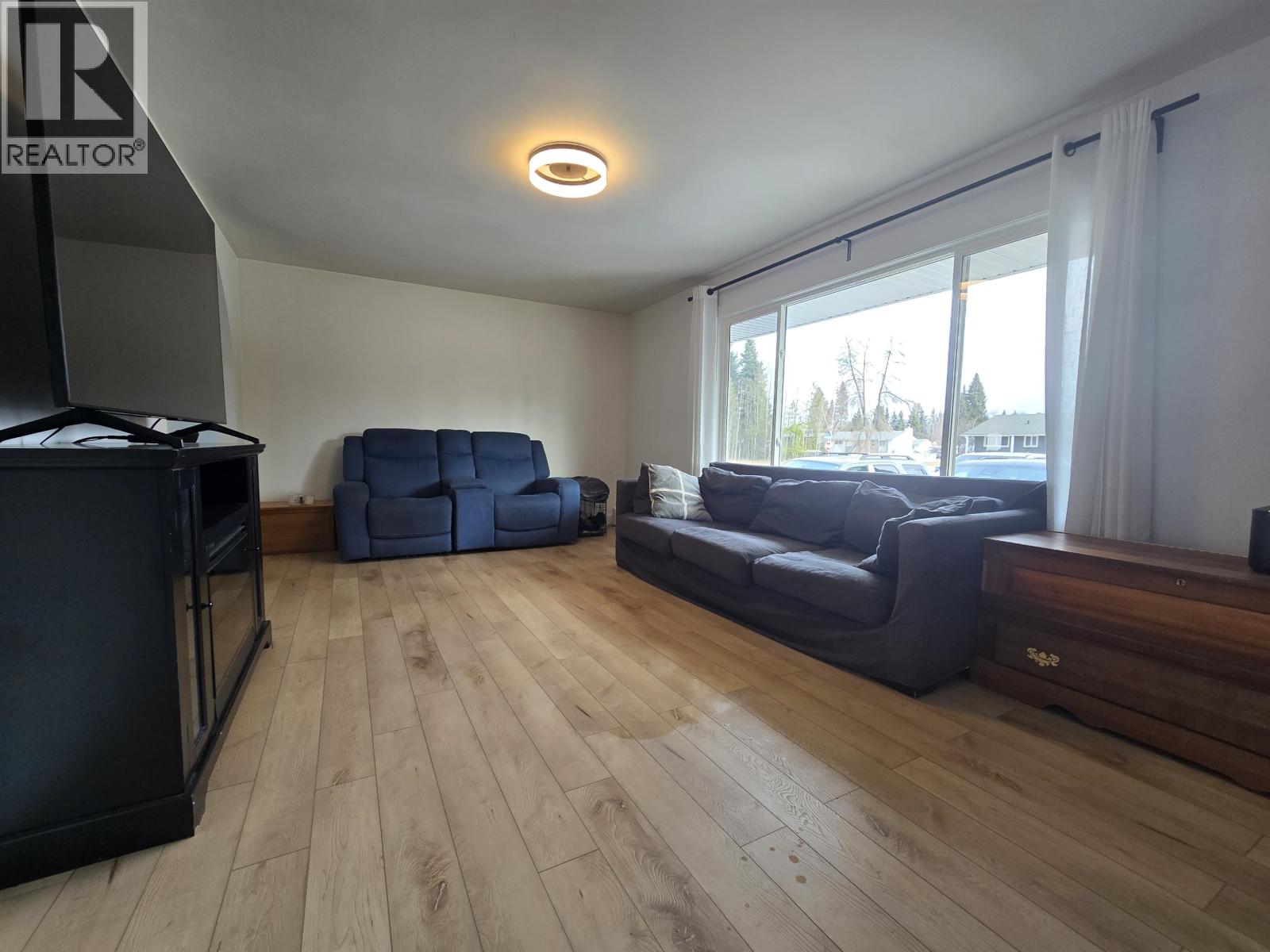 7759 OSGOODE DRIVE - 8