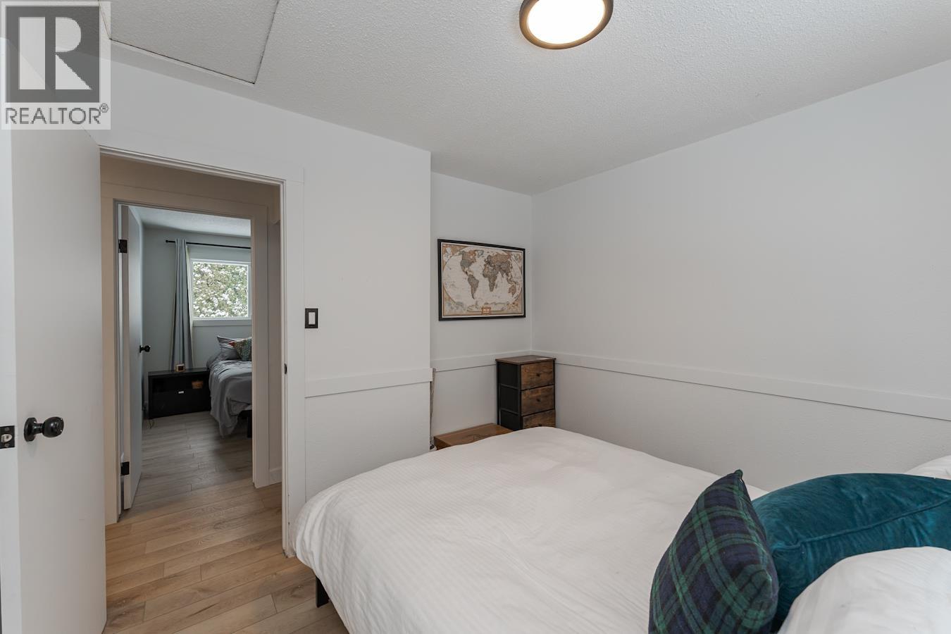 7759 OSGOODE DRIVE - 21