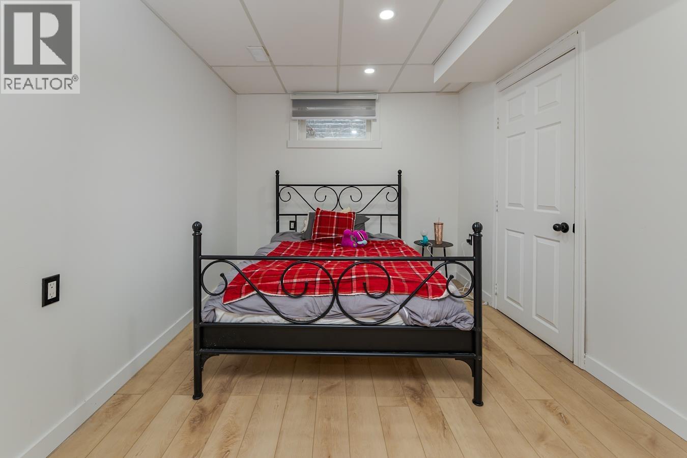 7759 OSGOODE DRIVE - 26