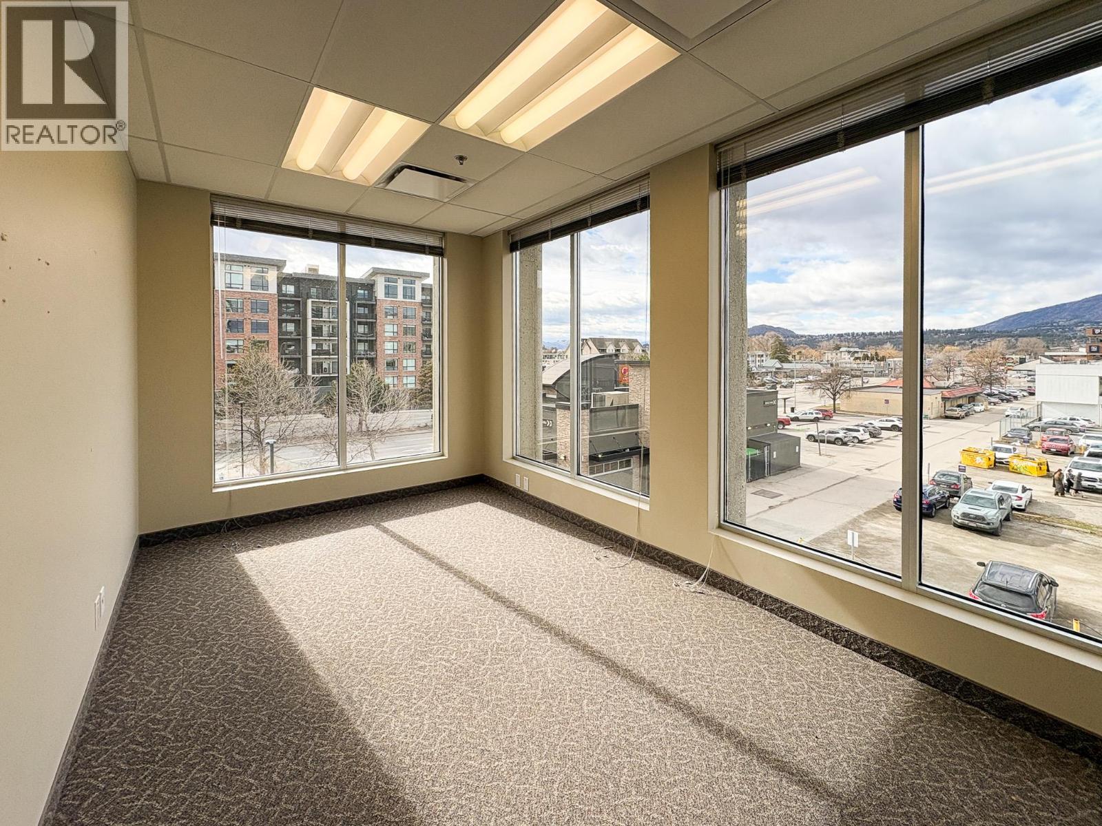 302 1674 Bertram Street, Kelowna