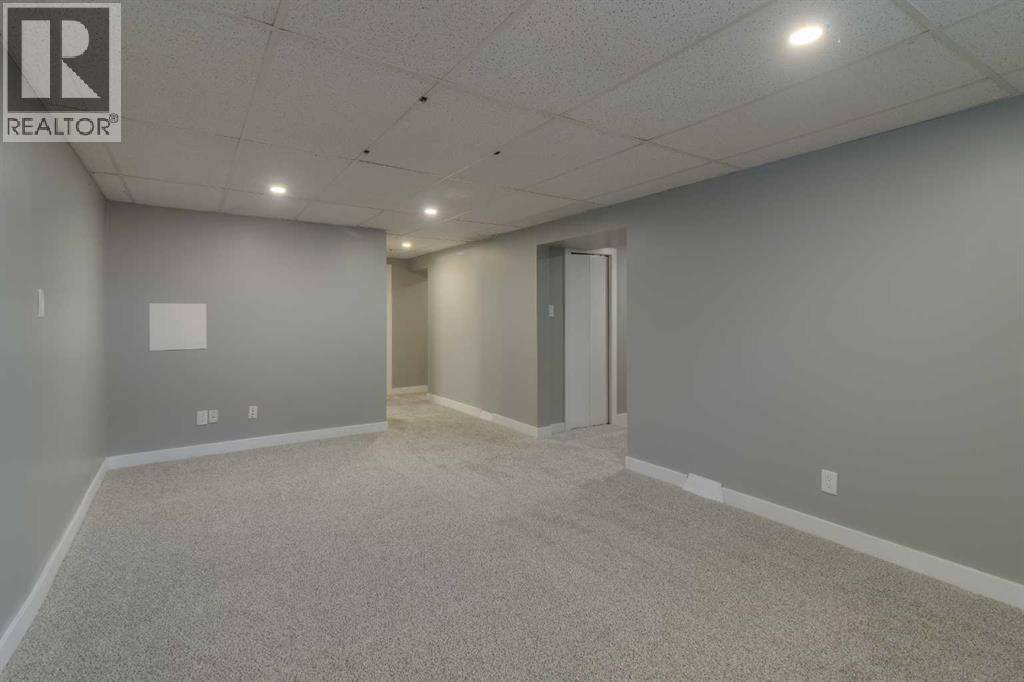 Single Family House Bungalow for Sale in   Street S Glendale Lethbridge 