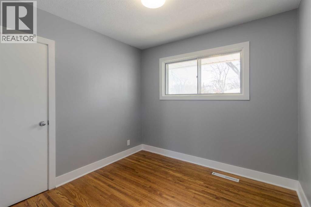 Single Family House Bungalow for Sale in   Street S Glendale Lethbridge 