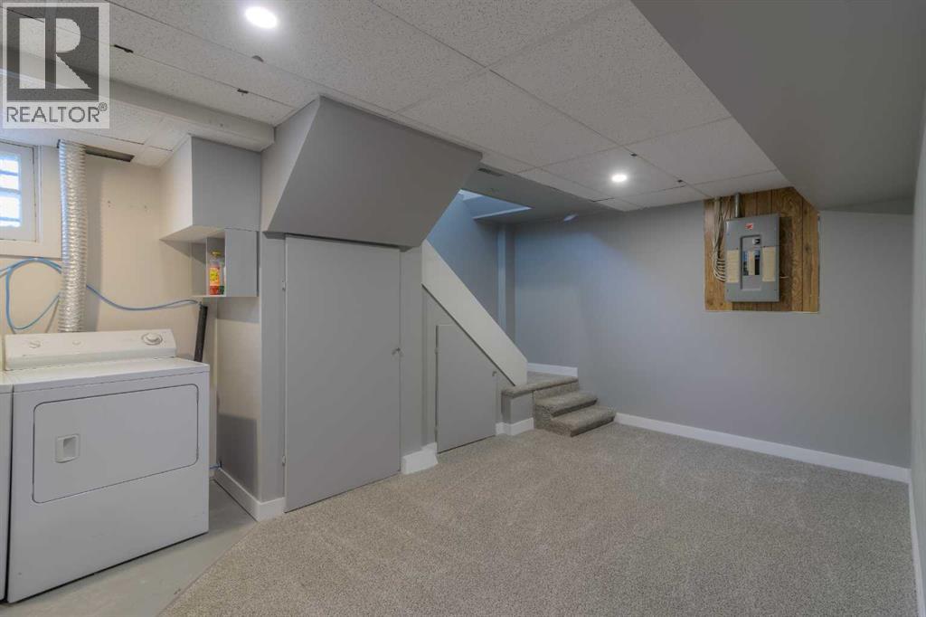 Single Family House Bungalow for Sale in   Street S Glendale Lethbridge 