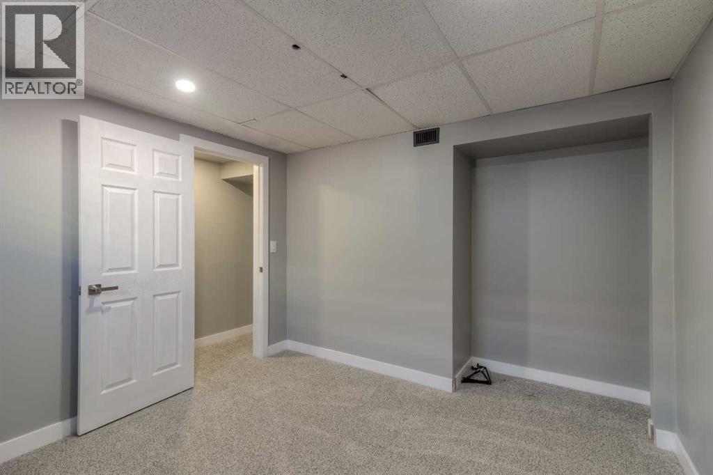 Single Family House Bungalow for Sale in   Street S Glendale Lethbridge 