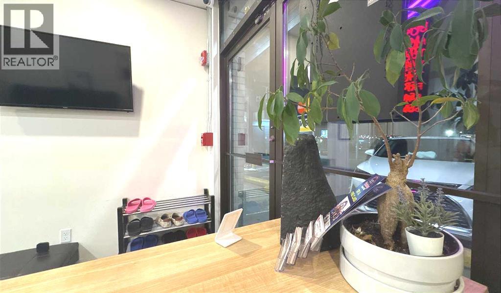 4500 Macleod Trail SW, Calgary, Alberta