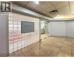 200 1674 Bertram Street, Kelowna