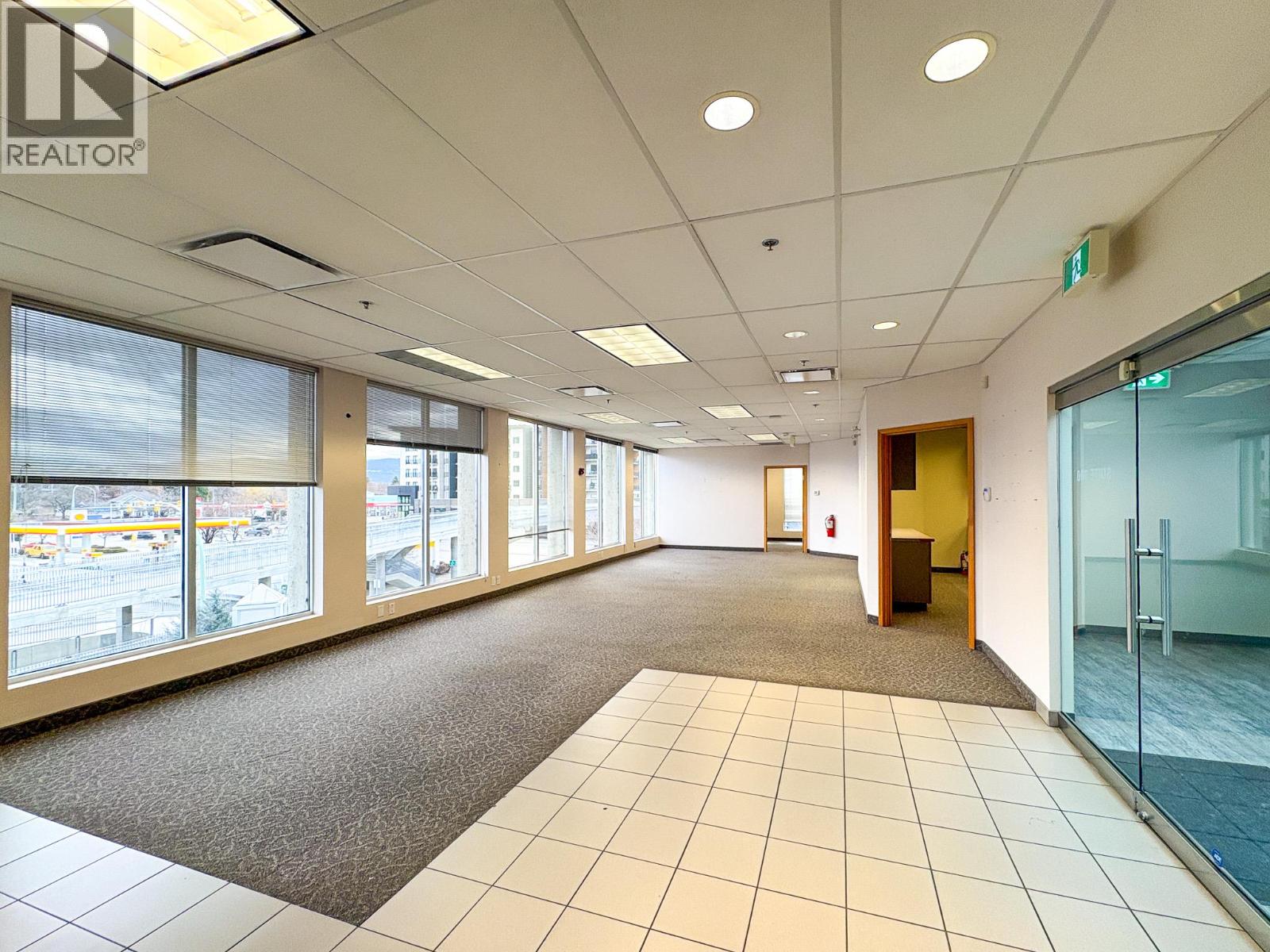 300 1674 Bertram Street, Kelowna