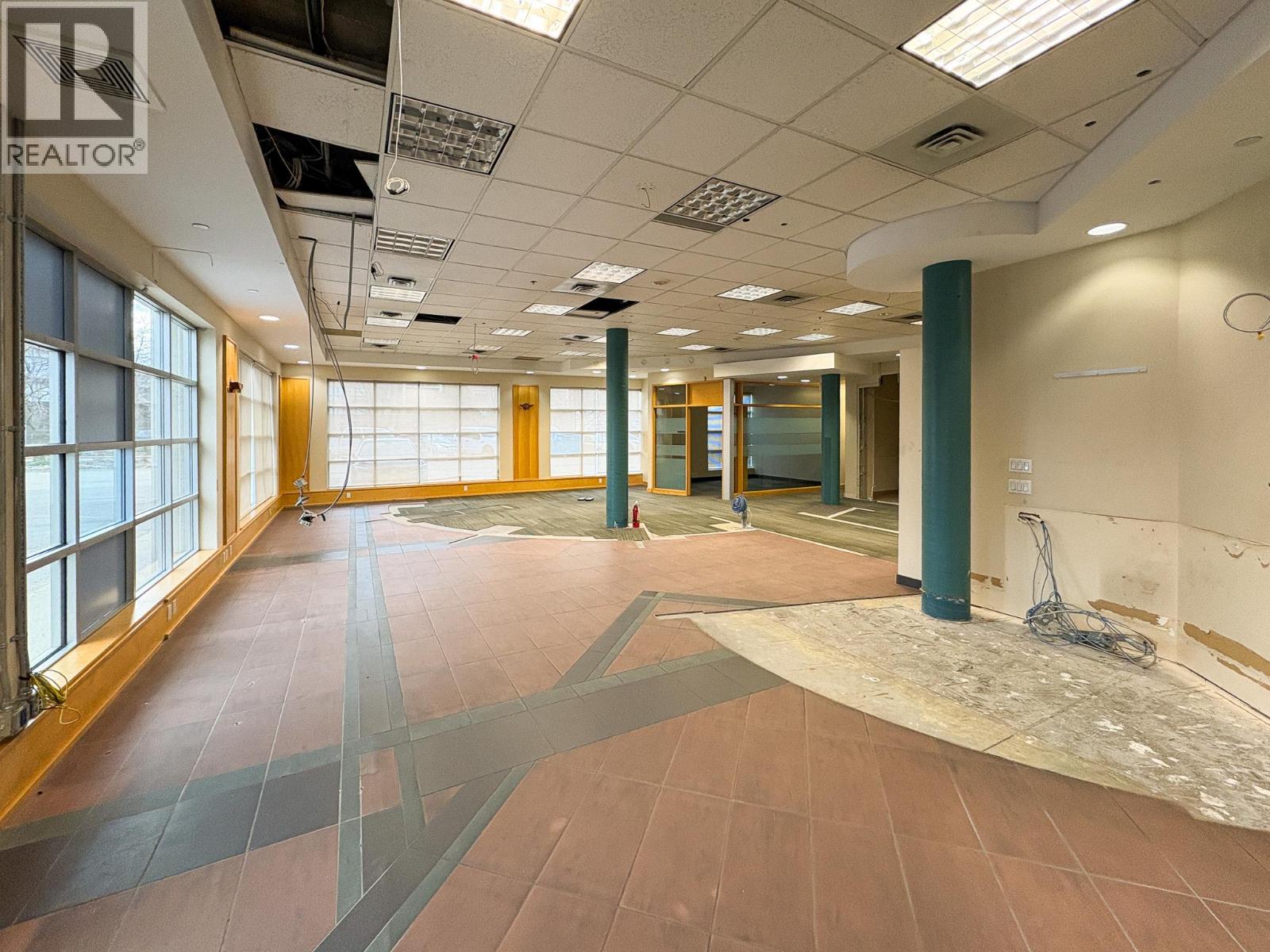 101 1674 Bertram Street, Kelowna