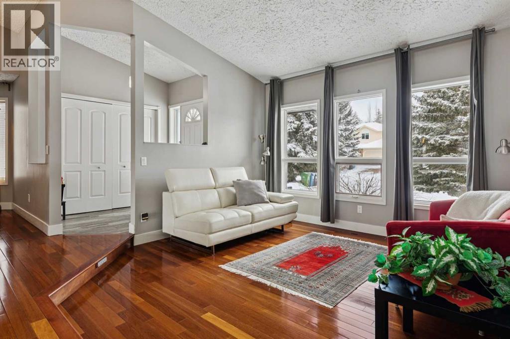 Single Family House Bungalow for Sale in  Scimitar Bay NW Scenic Acres Calgary 