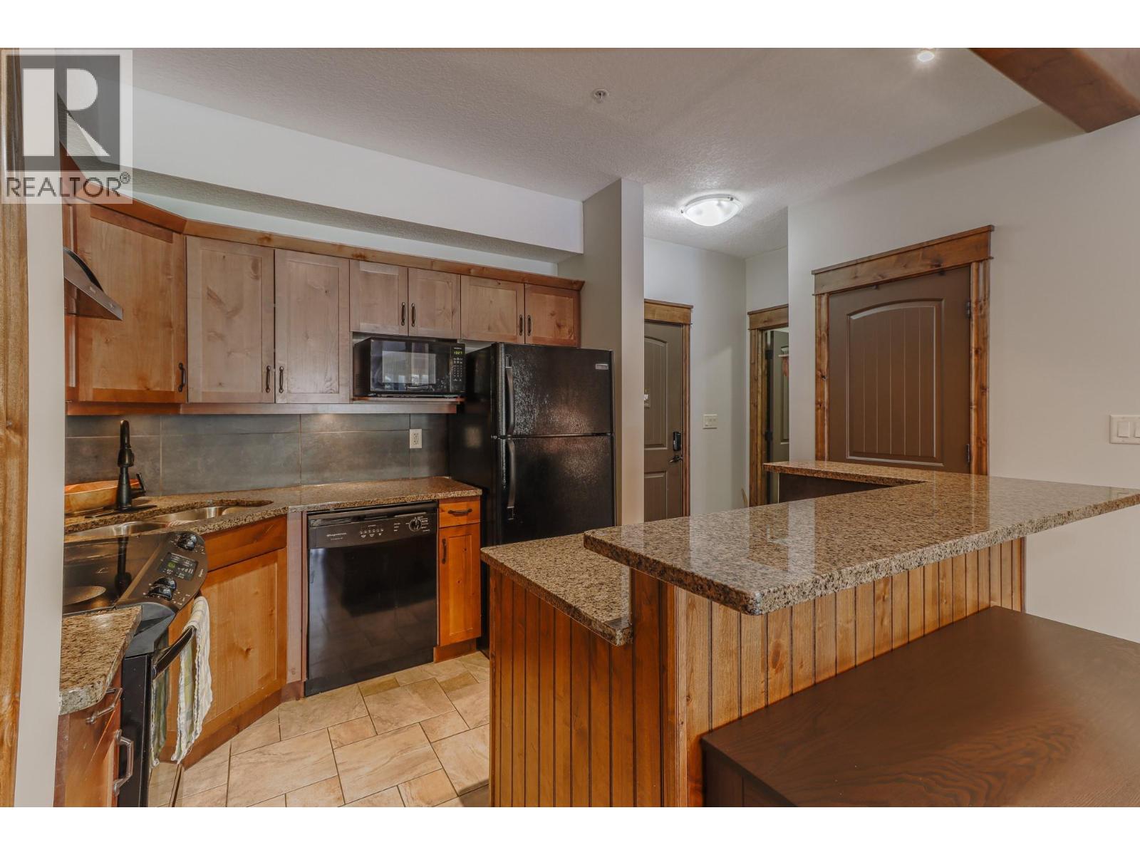 7495 COLUMBIA Avenue Unit# 2112, Radium Hot Springs