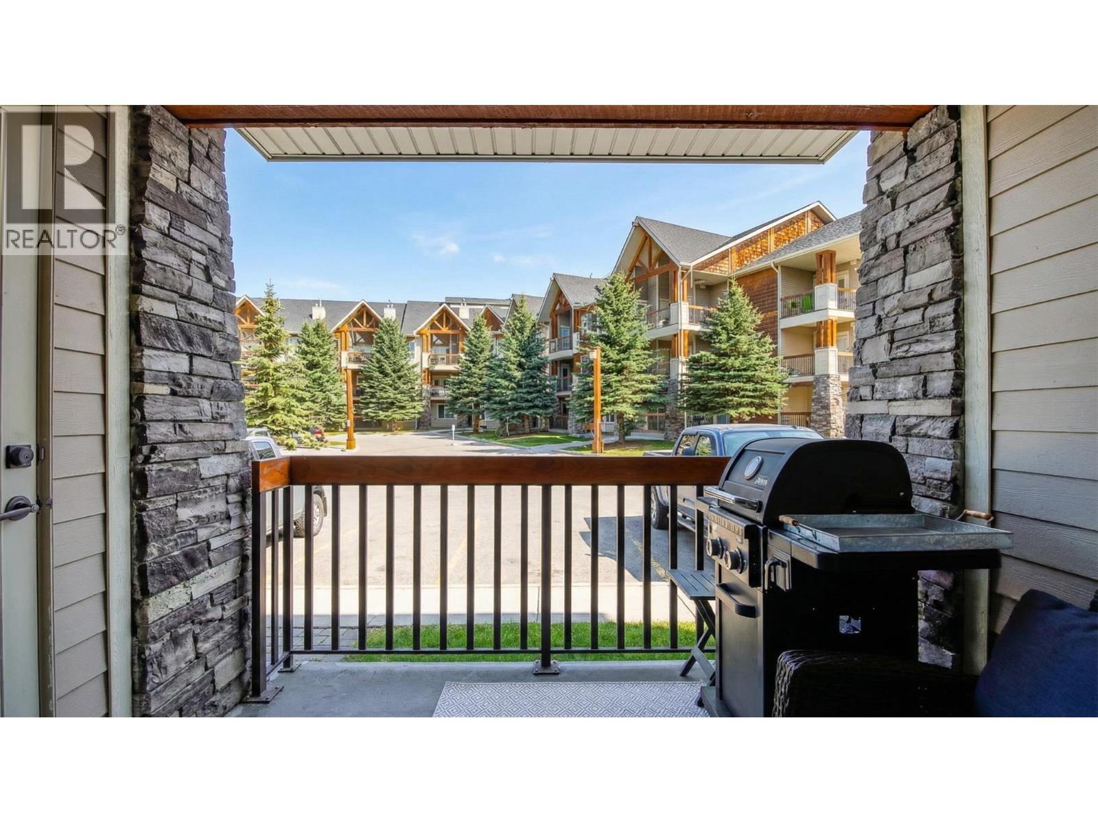 7495 COLUMBIA Avenue Unit# 2112, Radium Hot Springs