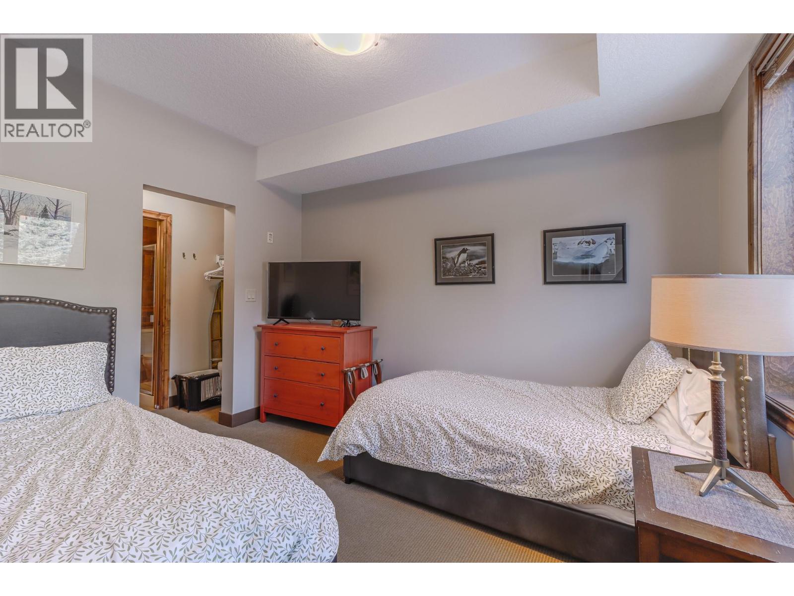 7495 COLUMBIA Avenue Unit# 2112, Radium Hot Springs