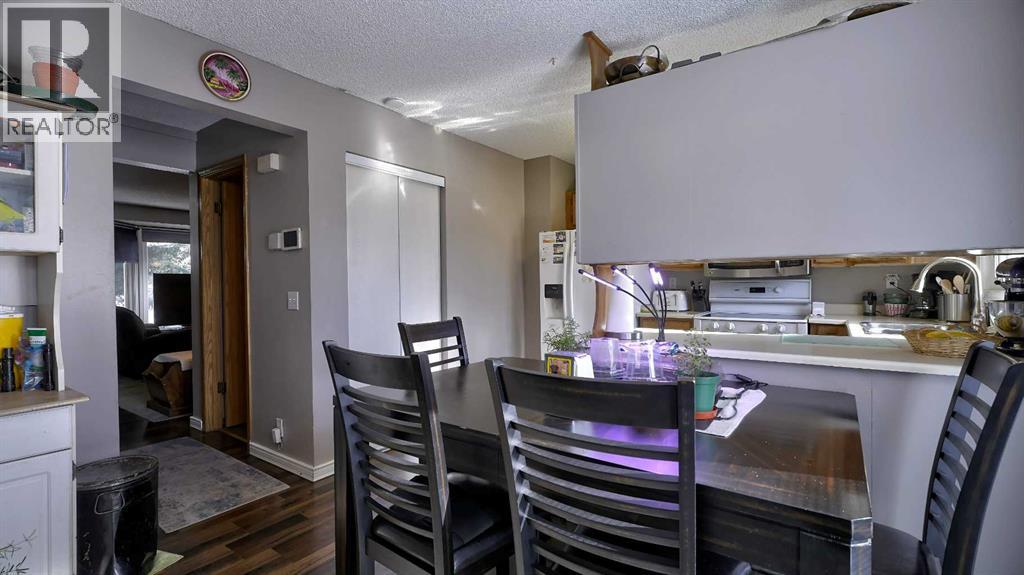 Single Family House for Sale in  Riverbirch Road SE Riverbend Calgary 