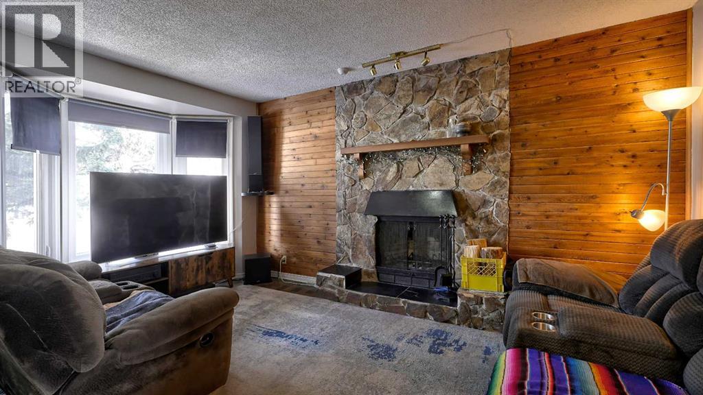 Single Family House for Sale in  Riverbirch Road SE Riverbend Calgary 