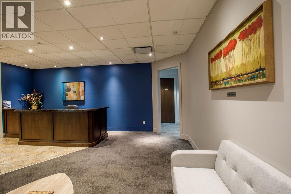 200 1455 Ellis Street, Kelowna