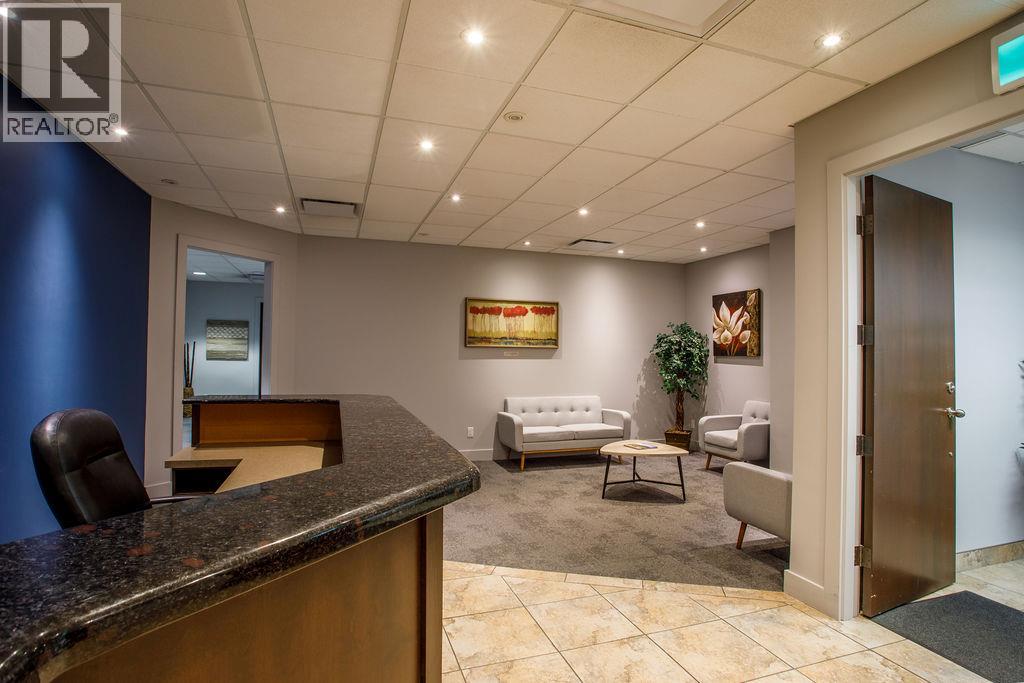 200 1455 Ellis Street, Kelowna