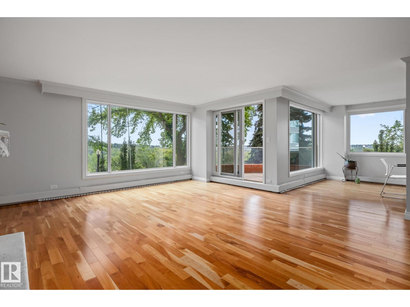 #202 10010 119 ST NW - 16