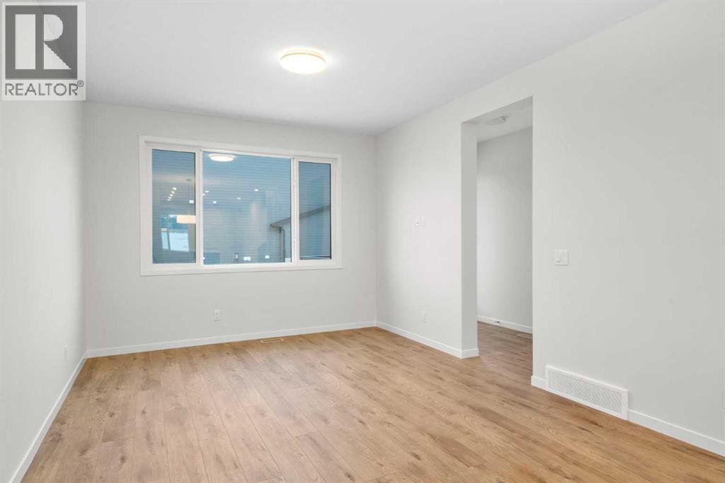 Single Family House for Sale in  Royston Way NW Haskayne Calgary 