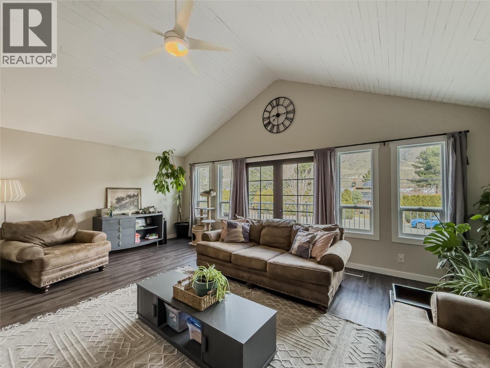 2485 Valleyview Drive, Kamloops