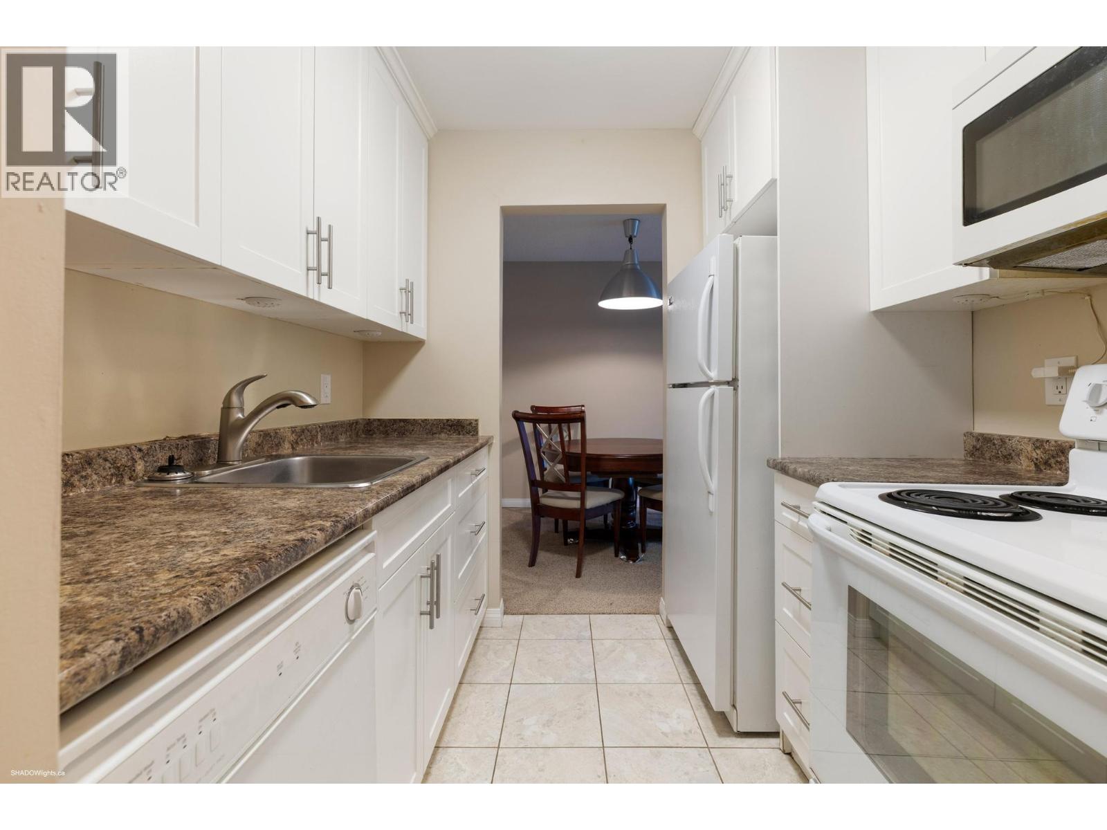 #210-8511 ACKROYD Road, Richmond