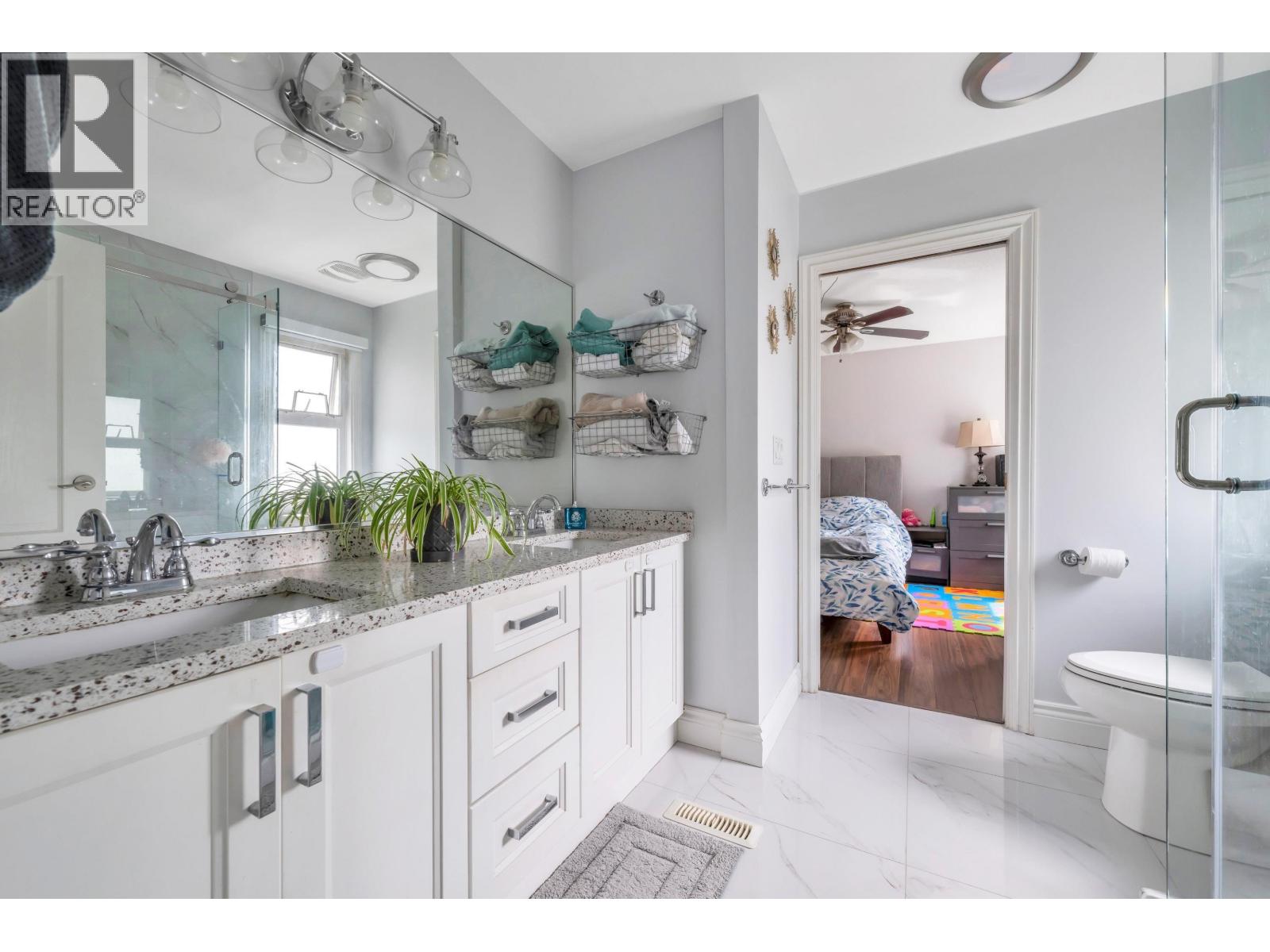 6271 ARLINGTON STREET, Vancouver