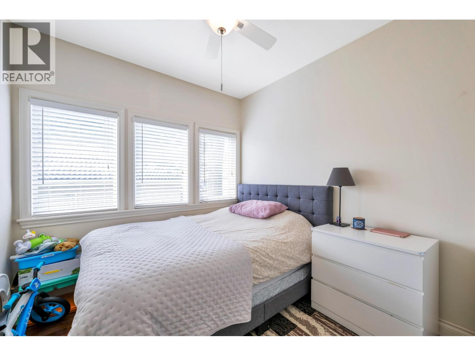 6271 ARLINGTON STREET, Vancouver