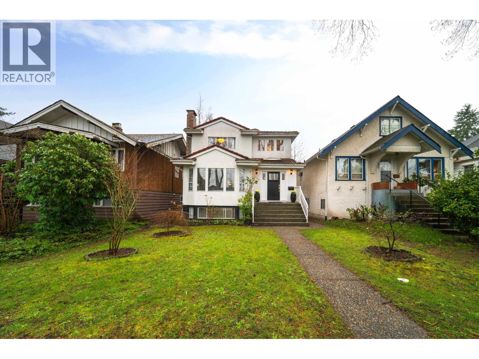 3528 W 10TH AVENUE, Vancouver