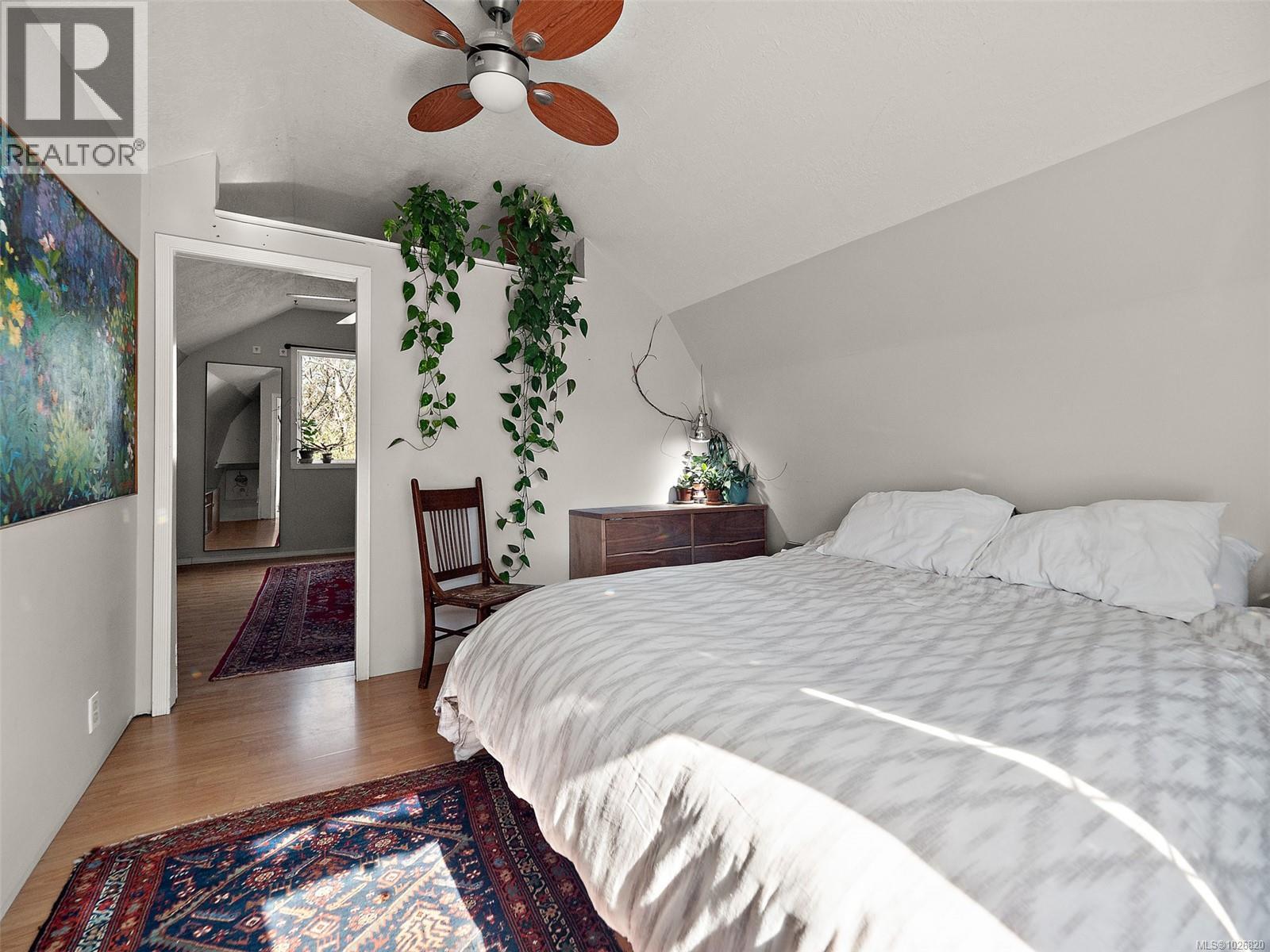  476 Quayle Road, Saanich