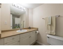 308 13780 76 Avenue, Surrey, BC V3W1E5 Photo 9