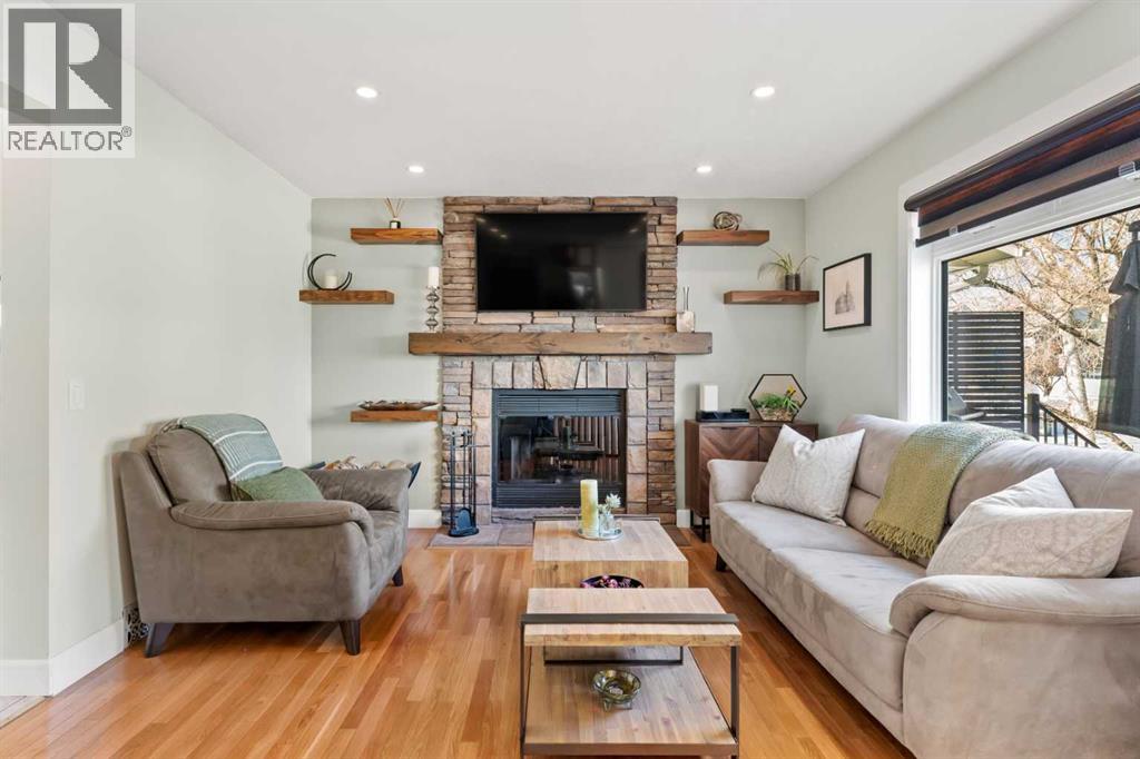 Single Family House for Sale in  Macewan Ridge Close NW MacEwan Glen Calgary 