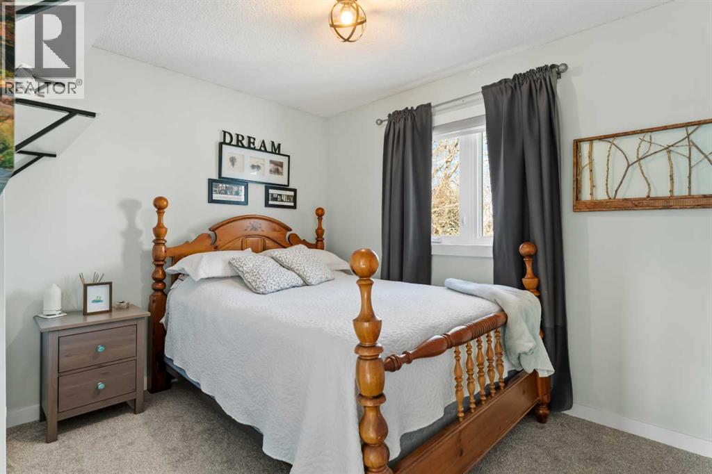 Single Family House for Sale in  Macewan Ridge Close NW MacEwan Glen Calgary 