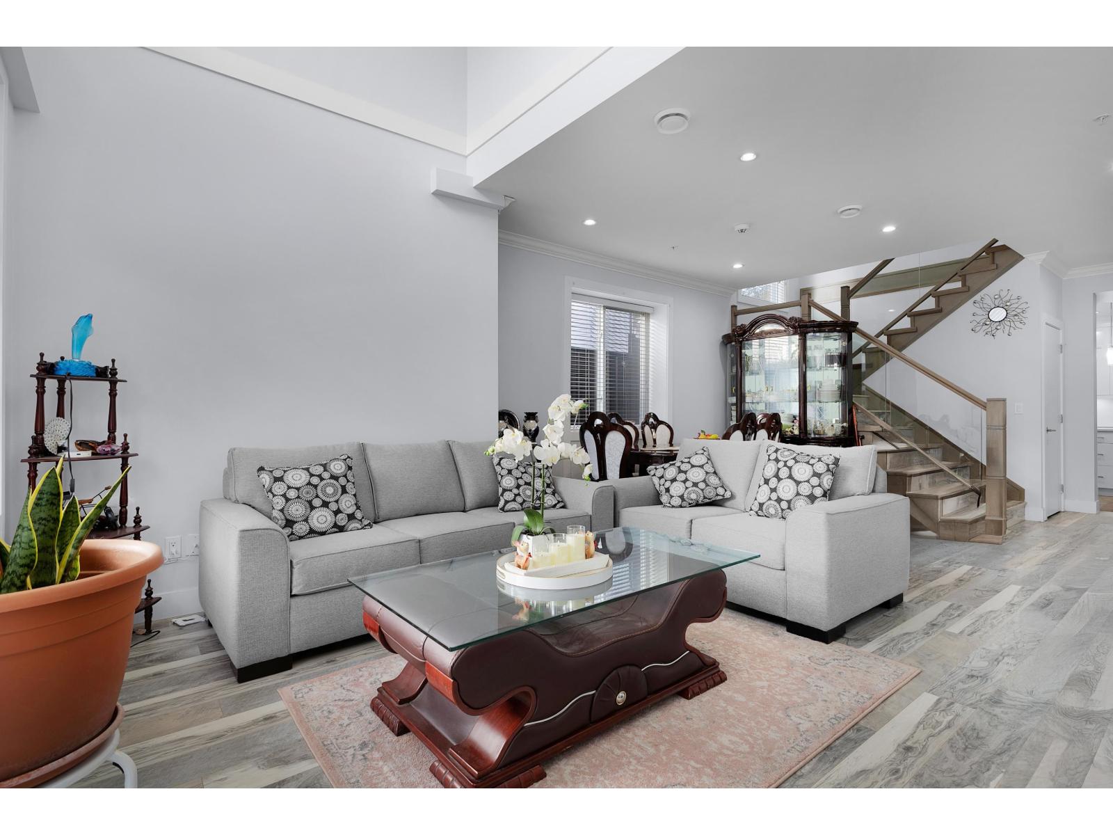 8524 FOREST GATE Drive - photo 2