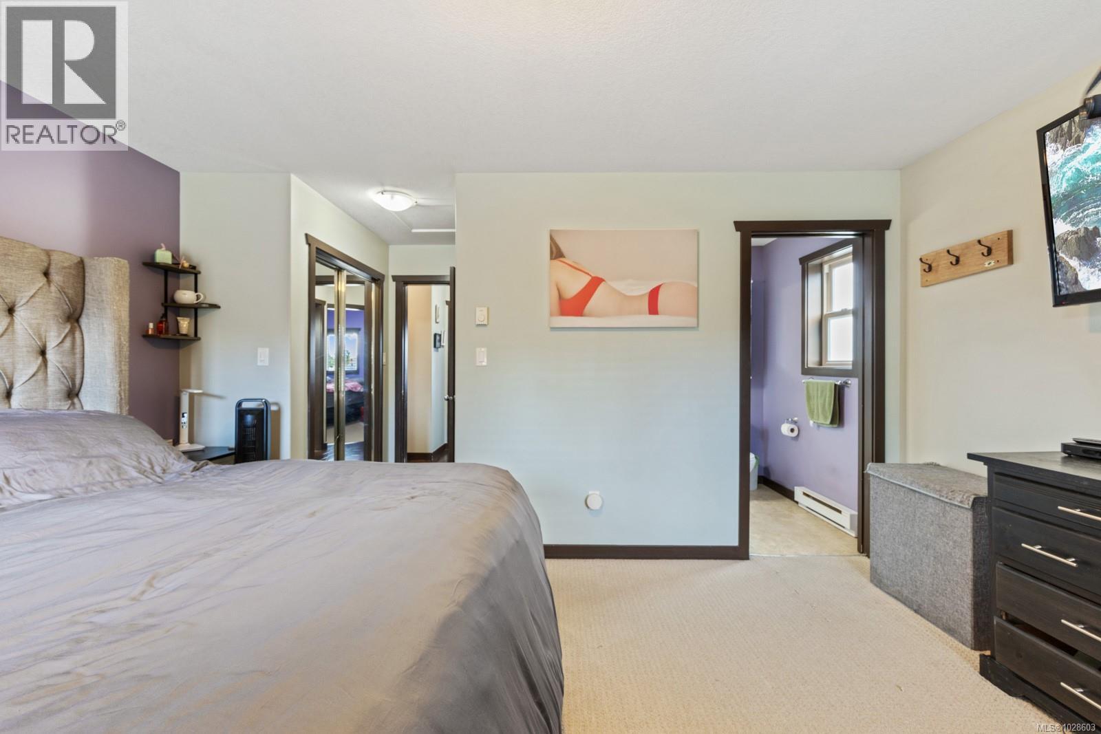 2735 Rydal Ave, Cumberland