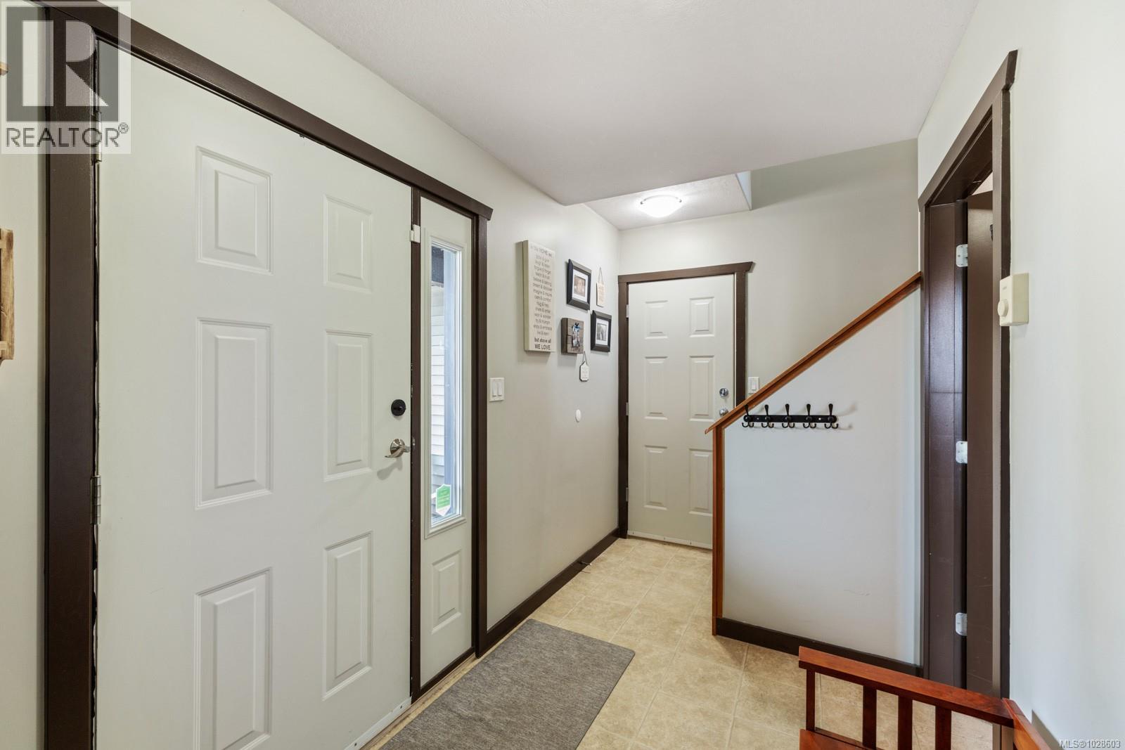 2735 Rydal Ave, Cumberland