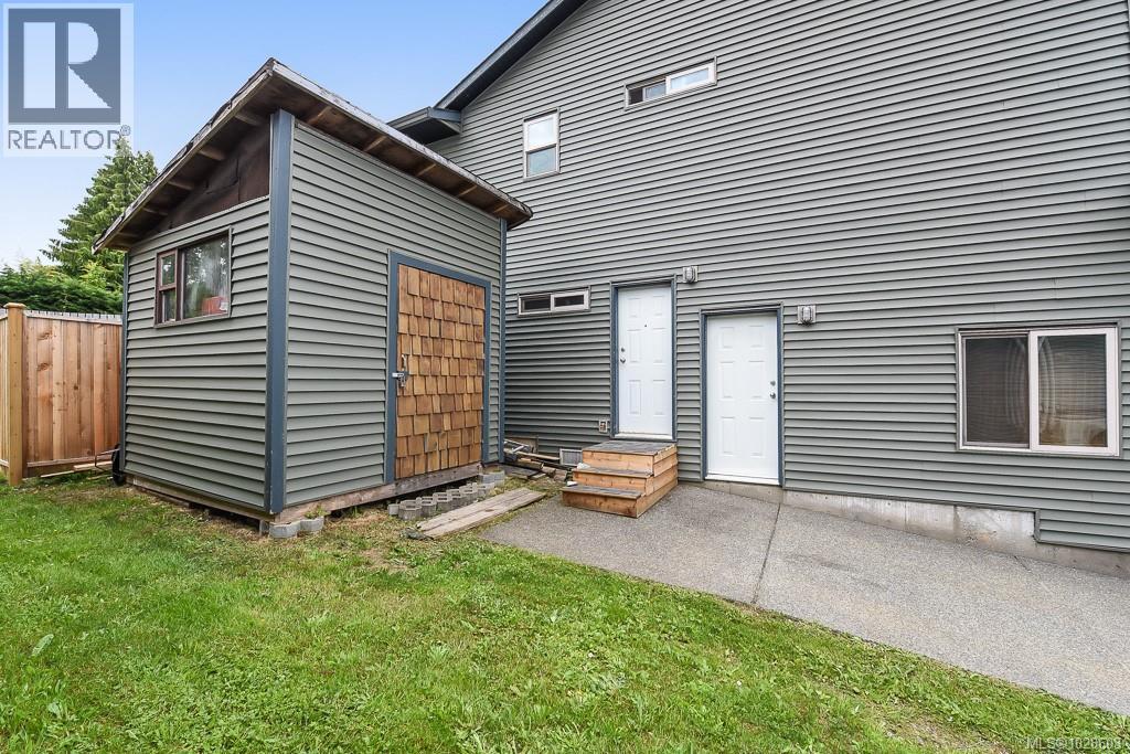 2735 Rydal Ave, Cumberland