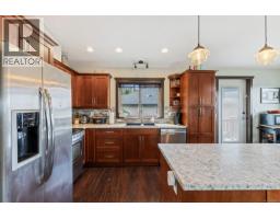 2735 Rydal Ave — photo 4