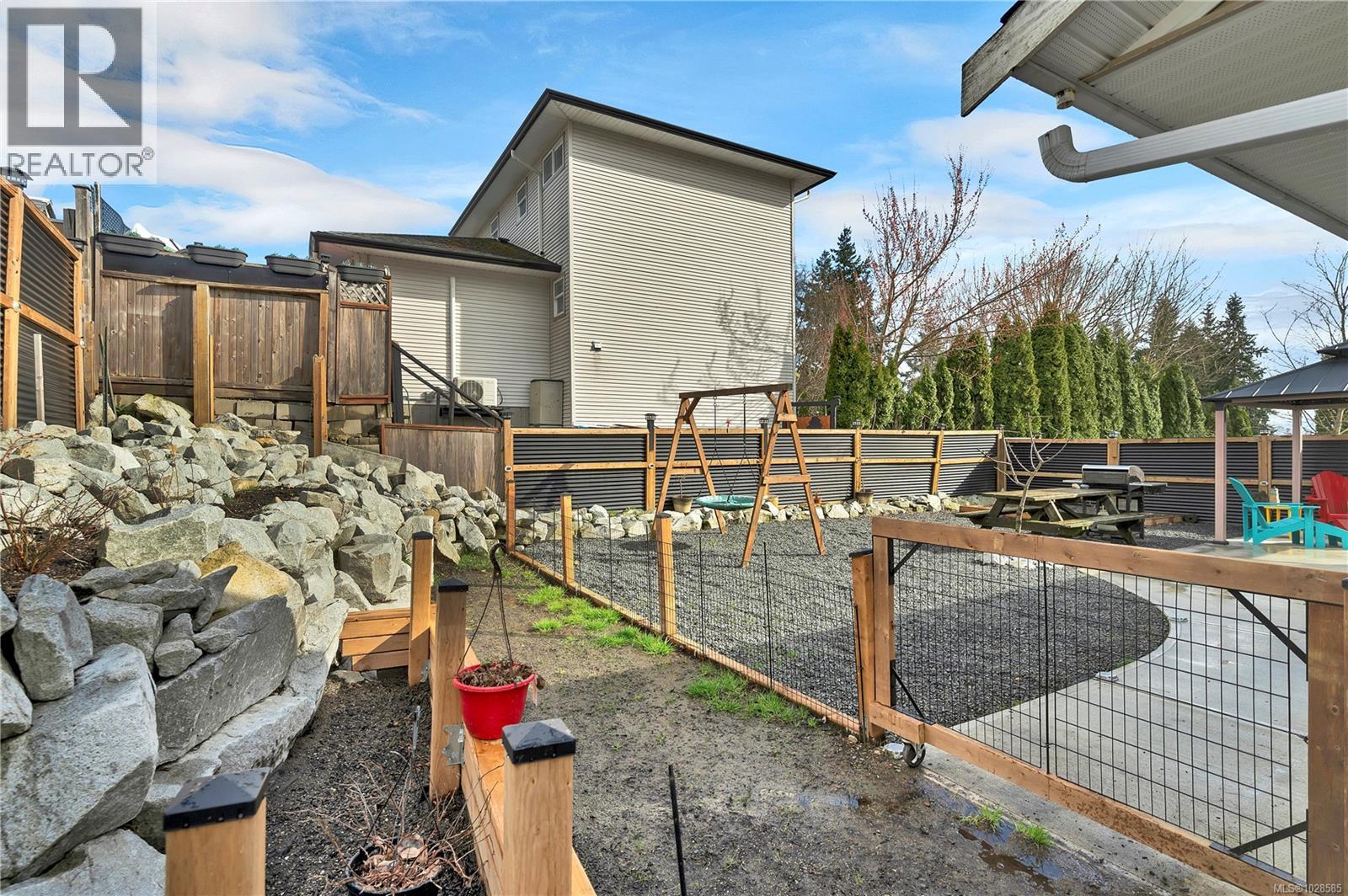 1041 SHELLBOURNE BLVD - 26