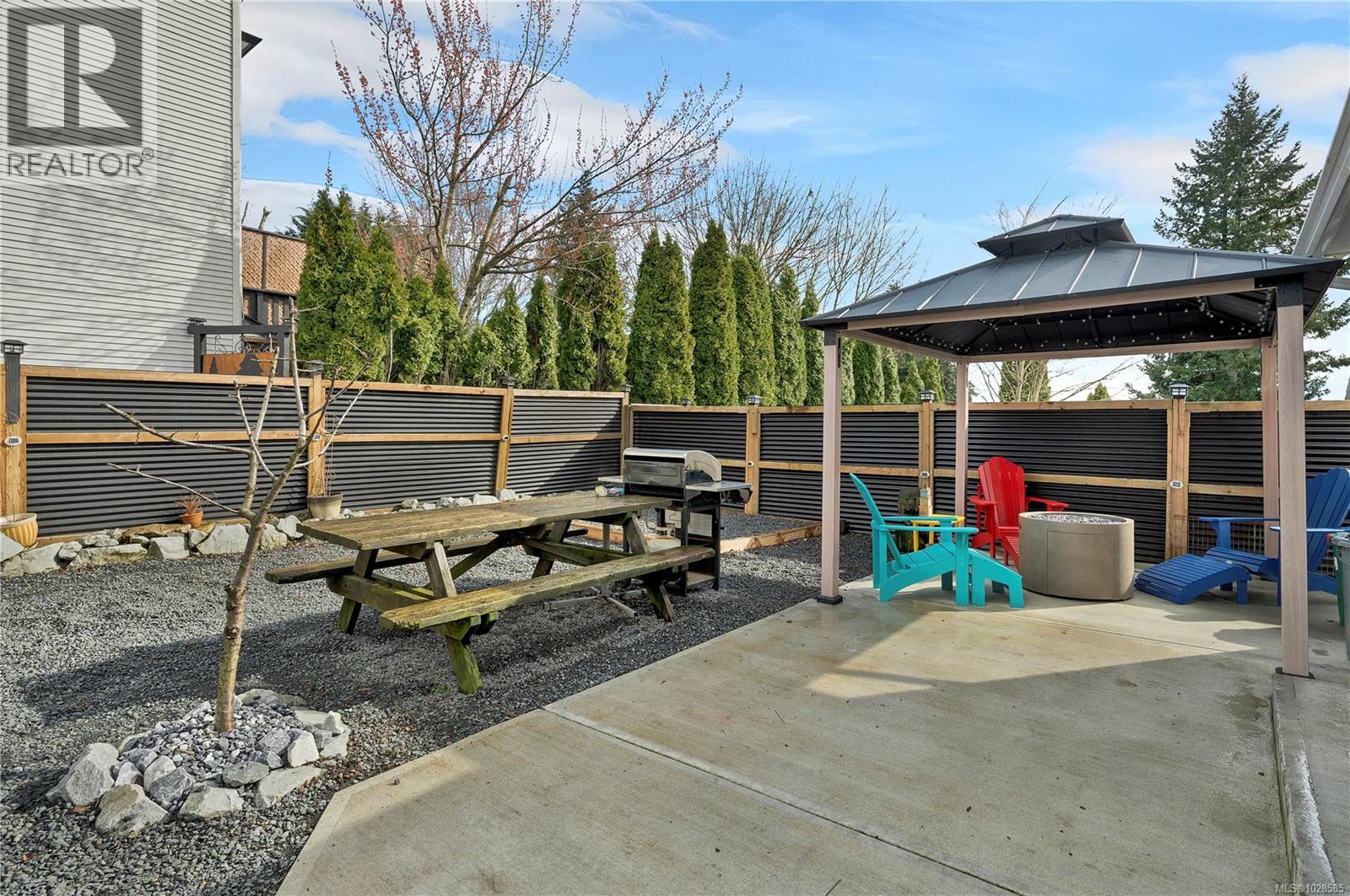 1041 Shellbourne Blvd - 29