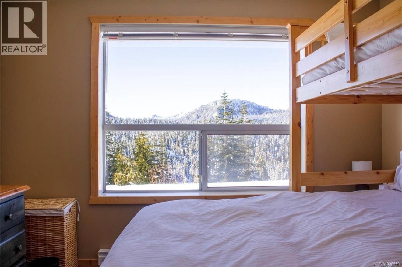 #106 1105 HENRY RD - 10