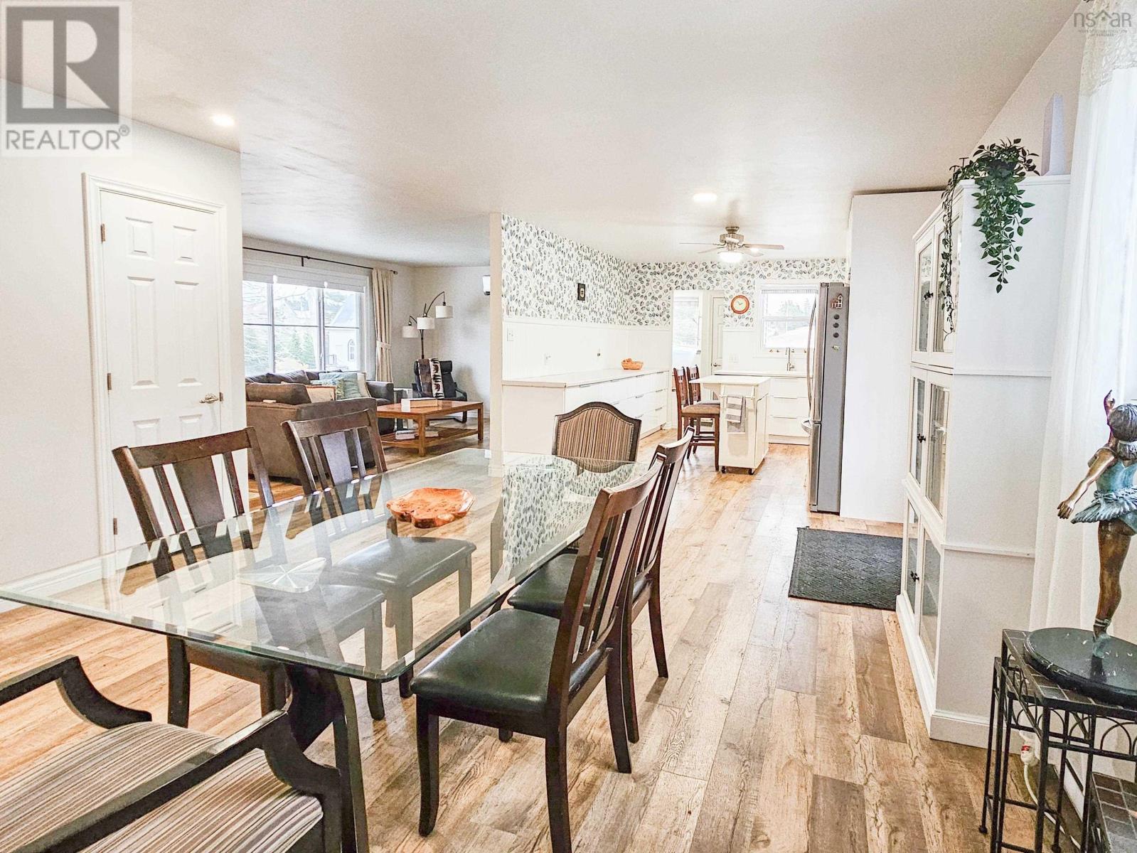 Property 15 of 33 of 3896 311 Highway