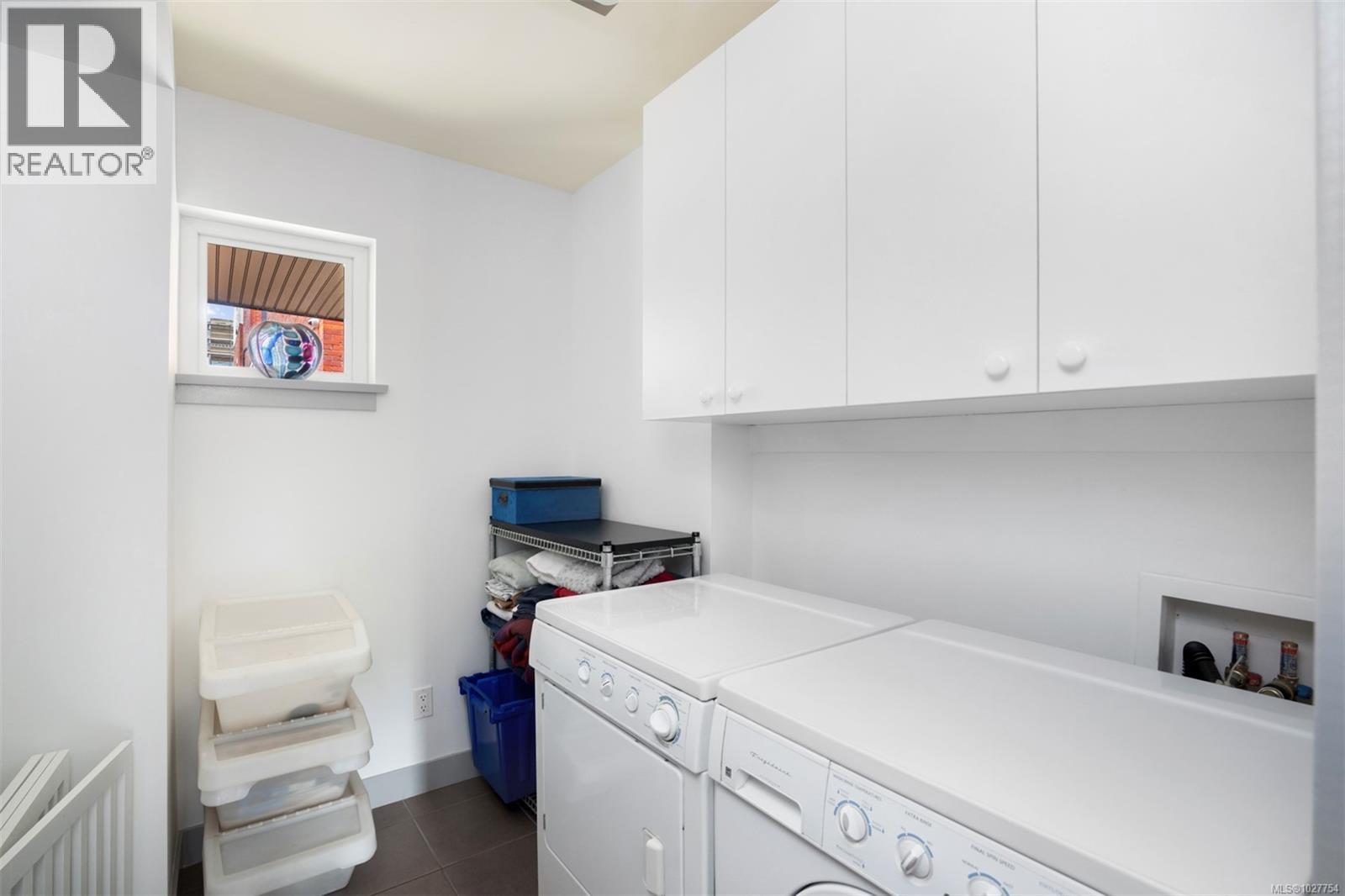 #4 1137 Meares St - 20