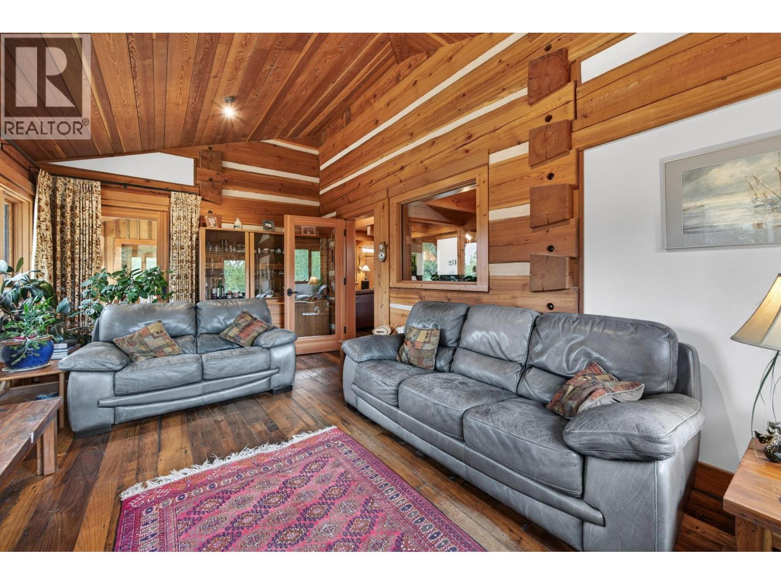 240 BUSBY Road, Merritt